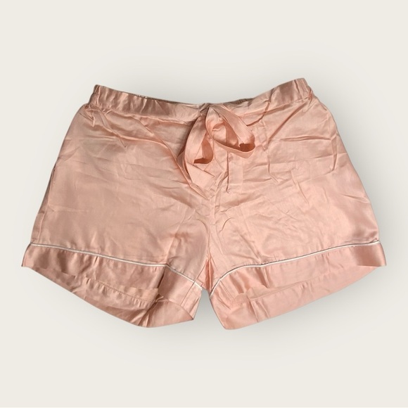 NWT | Ettitude | Signature Sateen Drawstring Shortie | Pink/White | Large - Picture 2 of 10